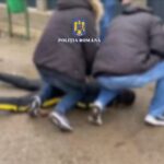 Hoți săltați din trafic de polițiști. Bărbații erau căutați după ce dăduseră zeci de spargeri