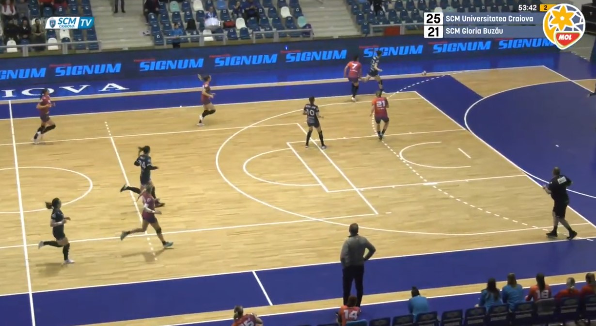 Încă un eşec, al zecelea. Gloria pierde, 26-28, în Bănie