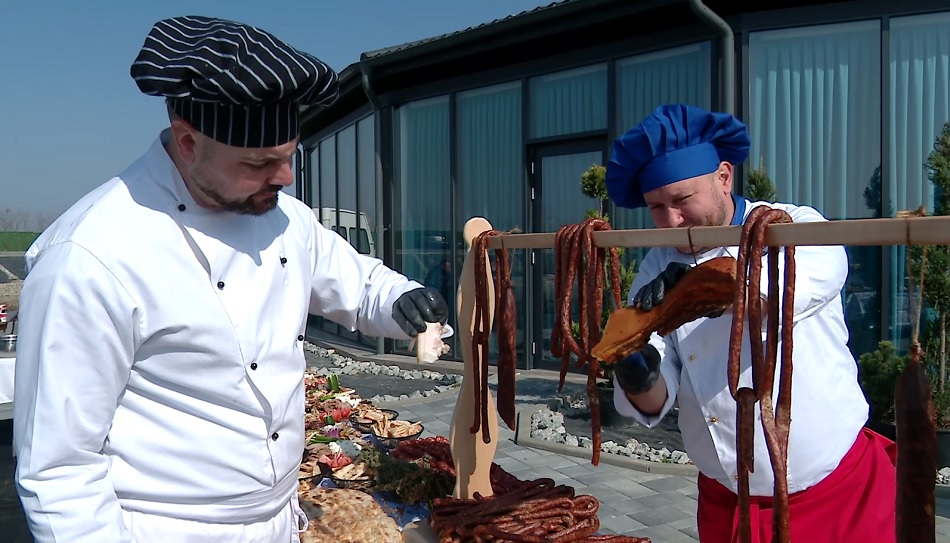 Restaurant la tine acasă. Conceptul lansat de doi întreprinzători din Buzău