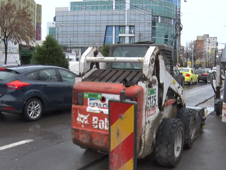 Străzi reasfaltate. Se refac zonele unde au fost schimbate conductele de apă
