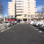 Încă o parcare amenajată în centru. 60 de locuri, în zona blocurilor Hasdeu