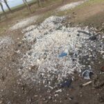 Percheziții, la Cochirleanca. Cercetările vizează ilegalități în domeniul deșeurilor