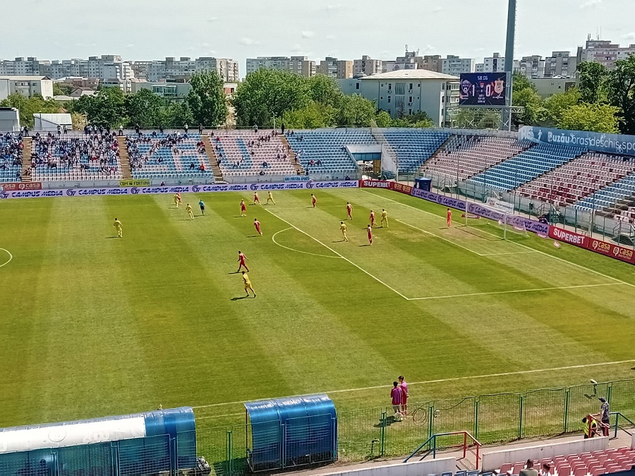 Pas mare, către promovare. Gloria s-a impus, 1-0, cu Mioveni