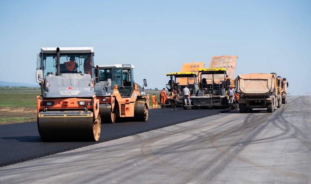 Vești bune de pe șantierul Autostrăzii Moldovei.  Între Ploiești și Buzău, se va circula pe 14 km încă din vară
