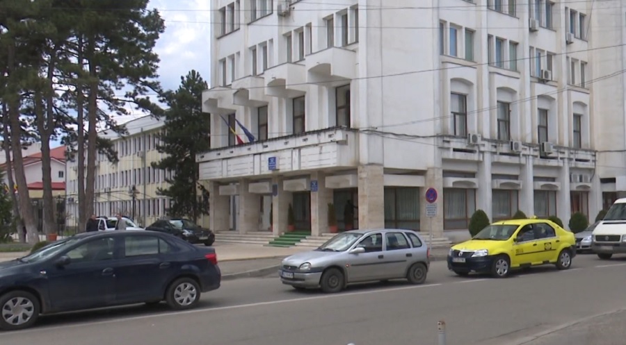 Schimb de clădiri între Consiliul Județean și Prefectură. Sediul C.J., dat la schimb cu un imobil de pe strada Simila