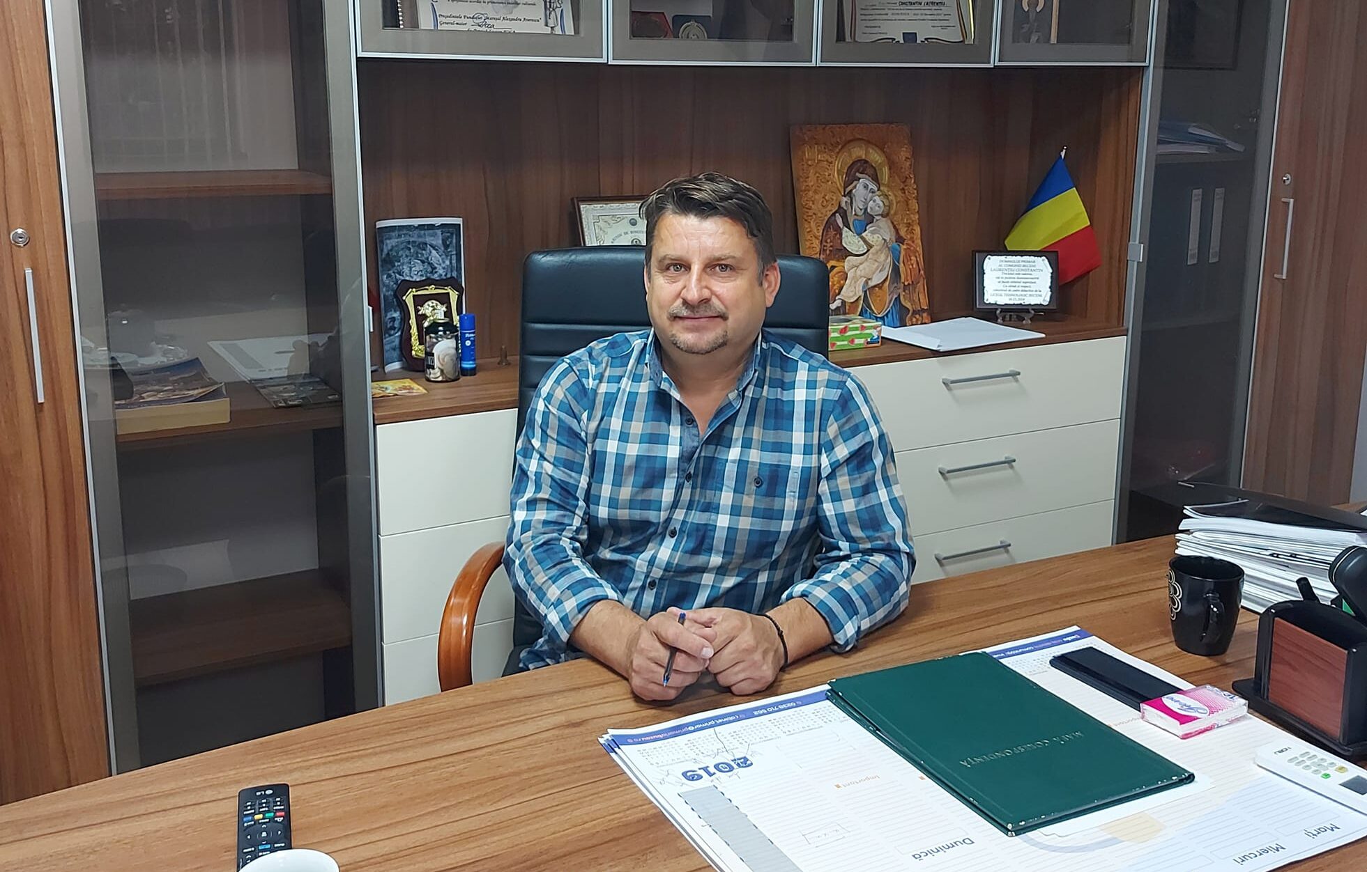 BOMBĂ! Fostul primar de Beceni, săltat de procurorii lui Kövesi! Laurențiu Constantin, cercetat (și) pentru luare de mită. Iată acuzațiile și toate detaliile!