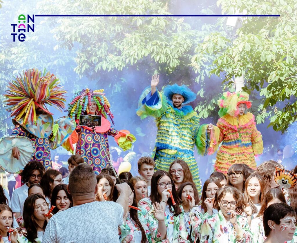 Festival Internațional pe Bulevard. Vineri începe AnTanTe.
