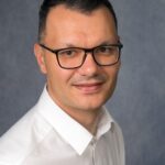 Candidatul Alianței Dreapta Unită pentru Primaria Buzău, Florin Dragulin, le-a transmis buzoienilor, printr-o postare în mediul online, un mesaj sincer despre cine este omul Florin Dragulin, inainte de a fi candidat pentru functia de Primar al municipiului