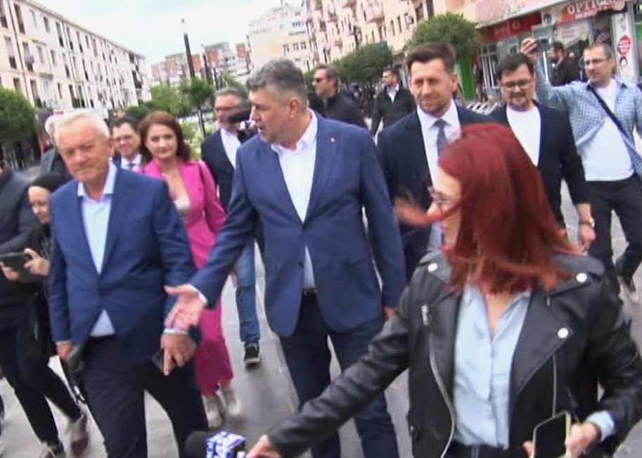 (VIDEO) ,,Mai aveți mult de furat de la Buzău, din țară?” Marcel Ciolacu, incident la vizita din orașul natal