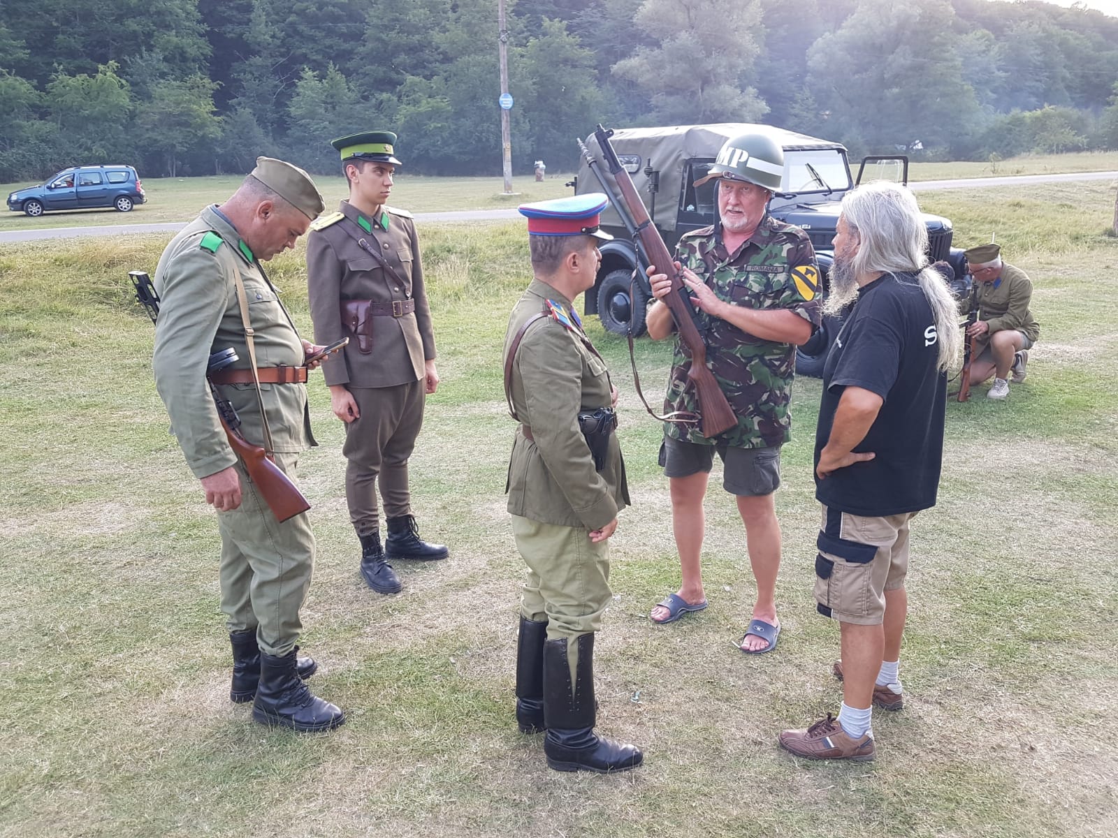 Vehicule de război. RAMBU 2 – tabără cu model militar