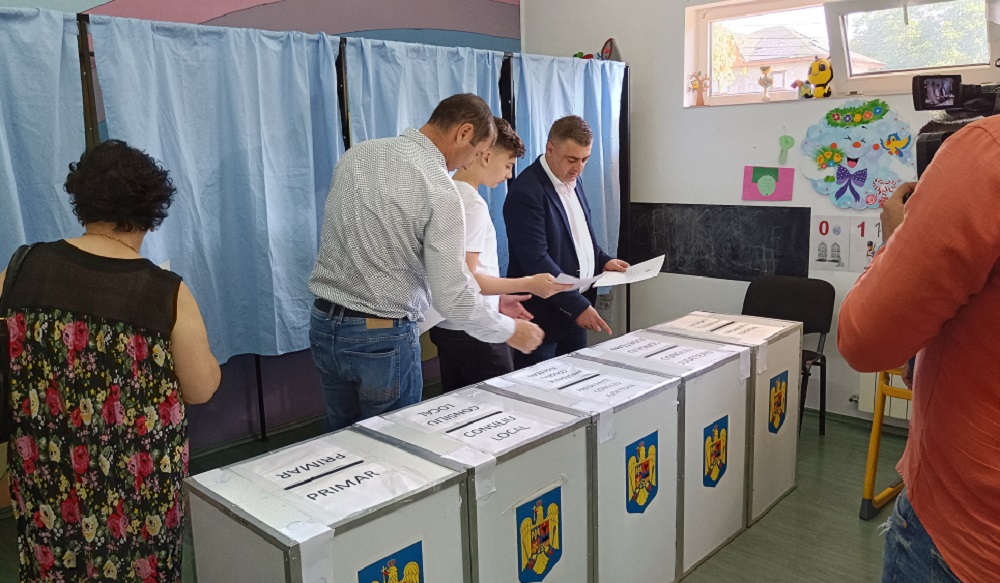 „Am votat pentru un județ european!” Adrian Petre, vicepreședinte CJ Buzău, a votat la Spătaru  