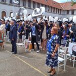 Emoții și lacrimi, în ultima zi de liceu. Festivitate de absolvire la Colegiul Pedagogic Buzău