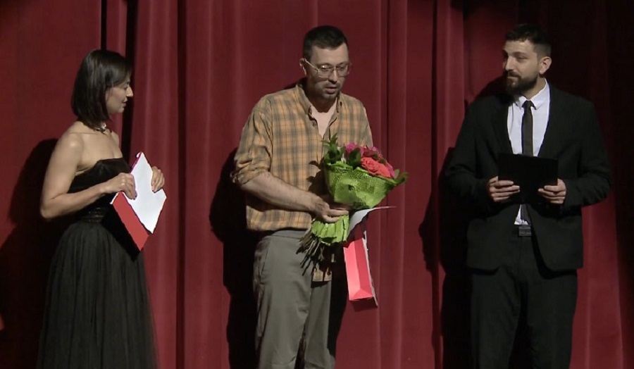 S-a tras cortina peste festivalul BUZĂU / IUBEȘTE / TEATRU. „La academie”, desemnat „Cel mai bun spectacol”