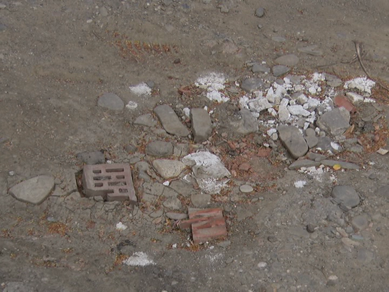 Din groapă-n groapă. Plombele se pun doar la ordin