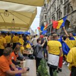 Măcar la public, peste Olanda. Românii au rămas zeci de minute în stadion