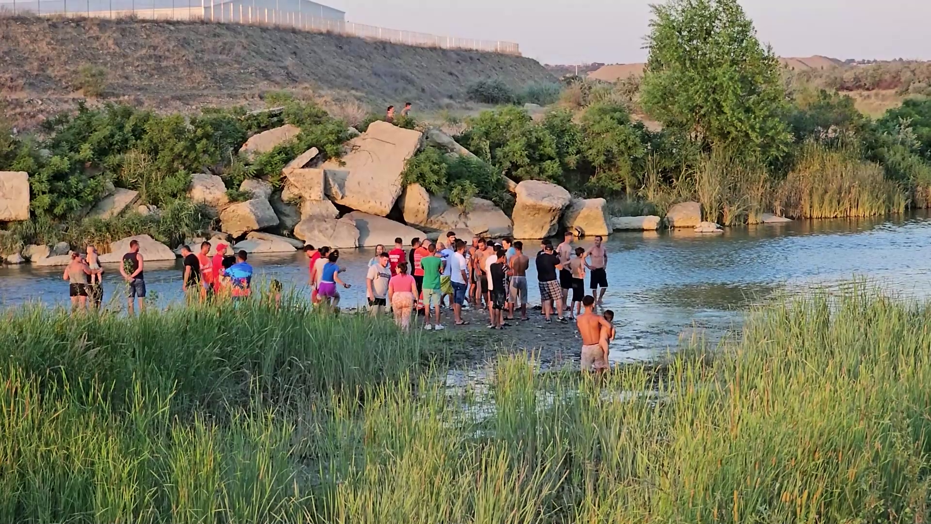 Tragedie la scăldat. Tată și fiică, înecați în apele Buzăului