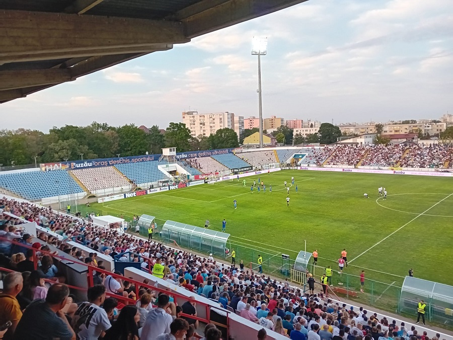 Clujul, mai cu „Moț” decât Gloria. „Studenții” se impun la Buzău cu 2-0