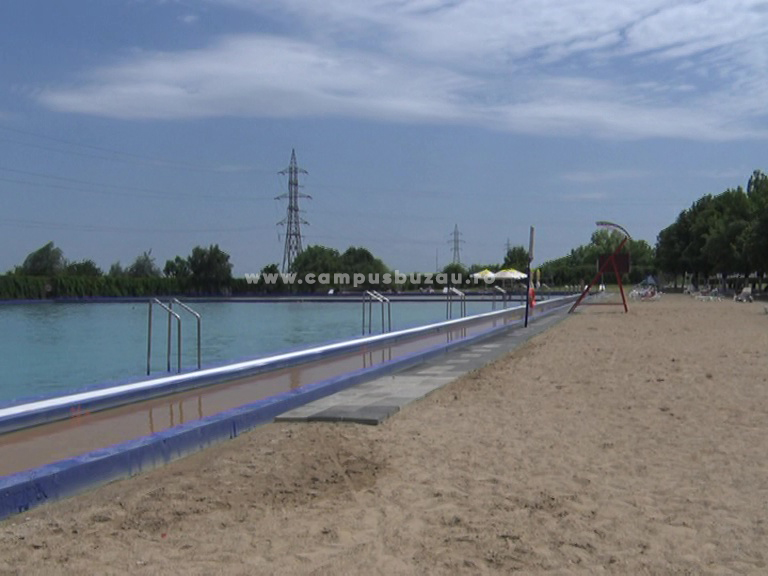 Zile caniculare. Ce bun ar fi fost ștrandul!