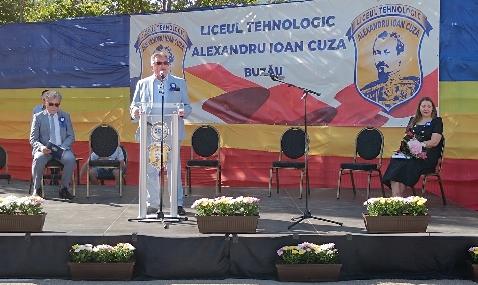 S-a scris o nouă pagină de istorie! Debut emoționant de an școlar, la Liceul Tehnologic „Al. I. Cuza”