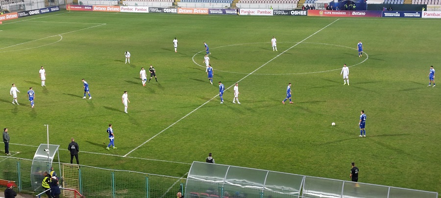 Să curgă vinul, să cânte muzica! Metalul a executat-o pe Craiova, în Crâng