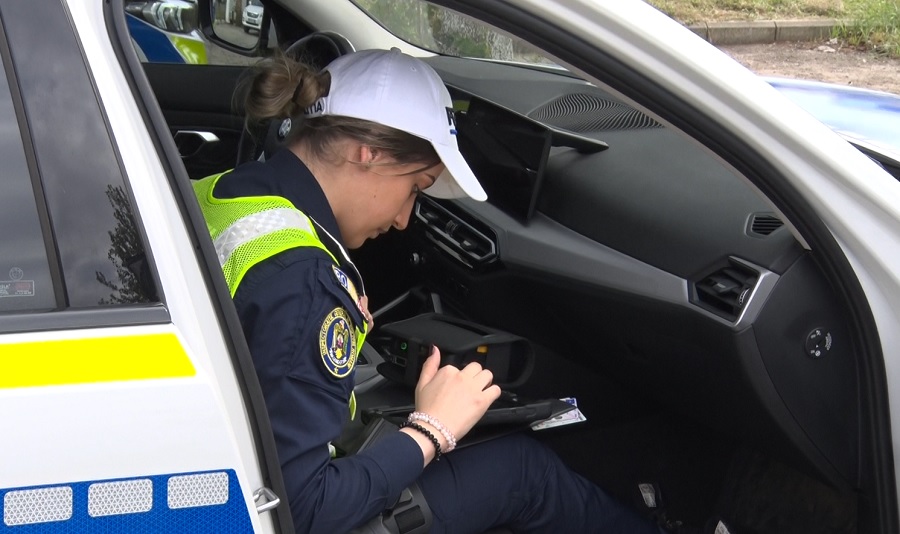 Şoferii agresivi, reclamaţi pe o aplicaţie MAI. Pașii pe care trebuie să-i urmați pentru a face o sesizare