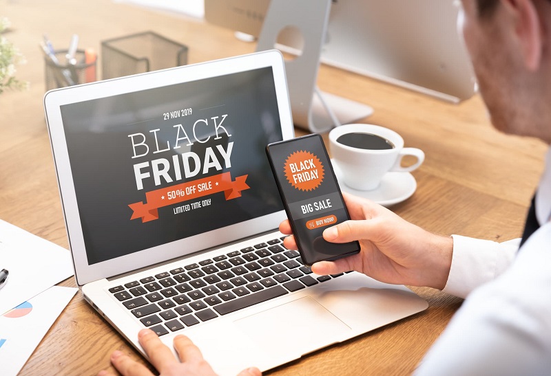 Cum să nu fim păcăliți de Black Friday. Polițiștii vin cu sfaturi utile pentru amatorii de chilipiruri