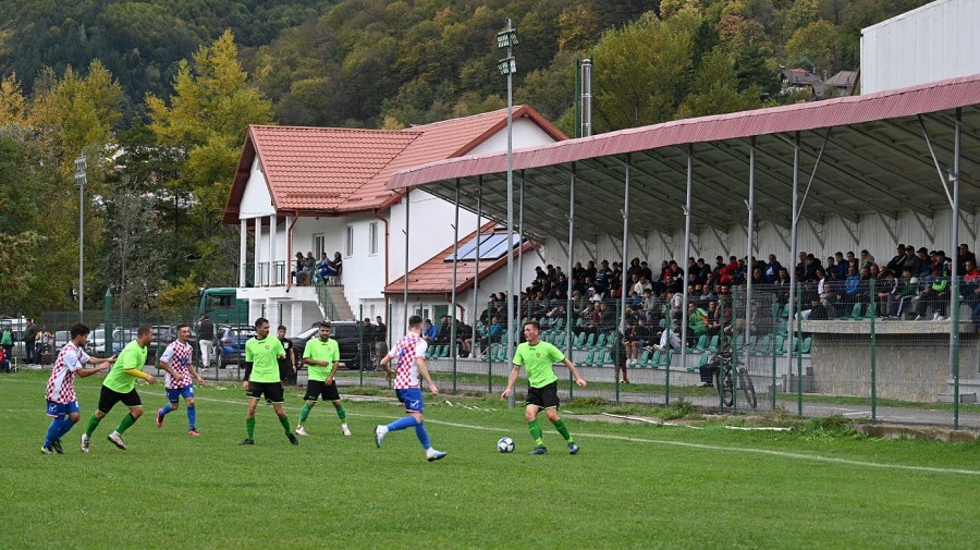 Opt echipe, în play-off-ul Ligii a IV-A. Carpați Nehoiu, lider după sezonul regular