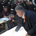 Marcel Ciolacu a votat la Buzău. „Am votat pentru continuarea drumului european al României!”
