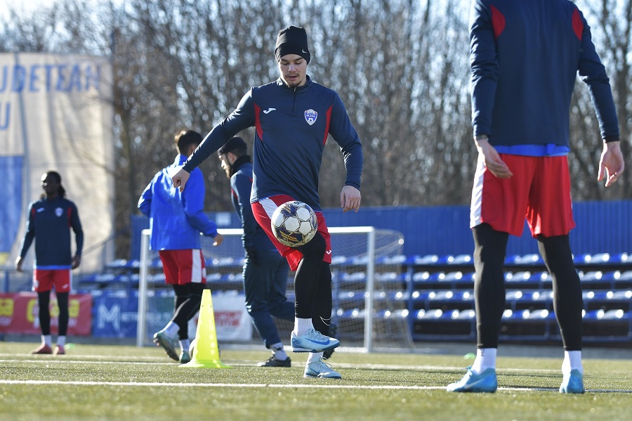 Ultimul meci al anului. Gloria joacă sâmbătă, cu Universitatea Craiova