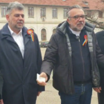 Lucian Romașcanu: “Am votat cu credință în Dumnezeu”. Președintele CJ, însoțit  la vot de mai mulți colegi