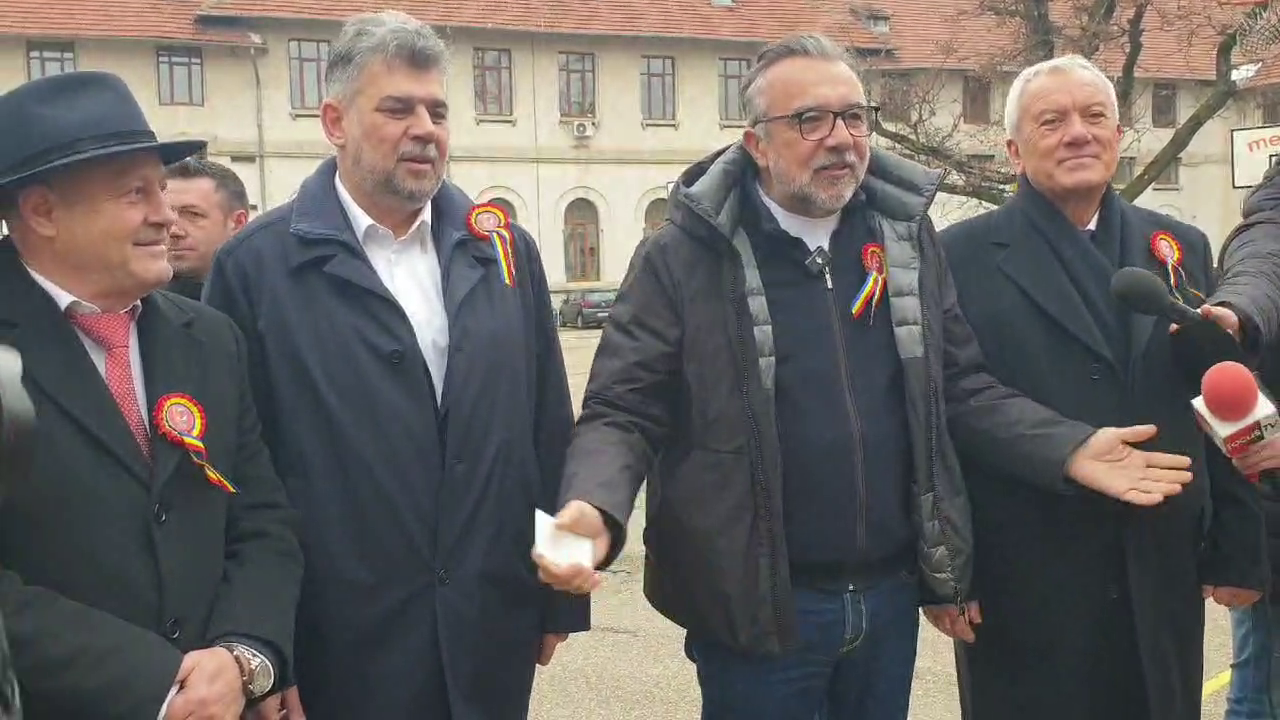 Lucian Romașcanu: “Am votat cu credință în Dumnezeu”. Președintele CJ, însoțit  la vot de mai mulți colegi