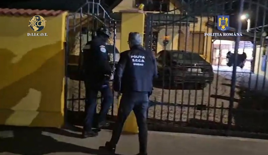 Proxeneți din Rm. Sărat, trimiși după gratii. Anchetatorii au pus sechestru pe șapte case și opt mașini