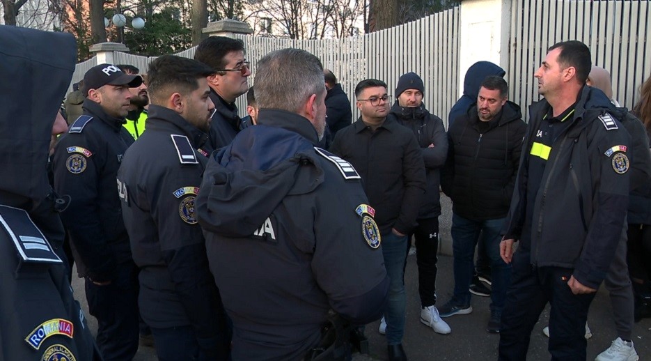 Polițiști supărați. „Ordonanța trenuleț” le taie drastic veniturile lunare