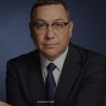 Victor Ponta strânge semnături pentru Prezidențiale: Trebuie să punem România pe primul loc! În 2025! Documentul, AICI!