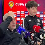 Metalul lăudat, terenul criticat. Șumudică s-a plâns de suprafața de joc și de mingi