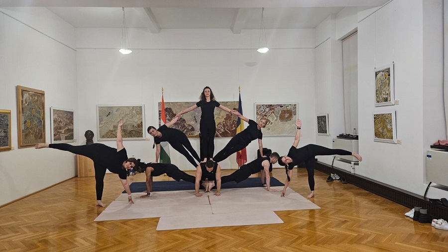 Noapte indiană.Program prezentat la „Noaptea Muzeelor”de Ambasada Indiei