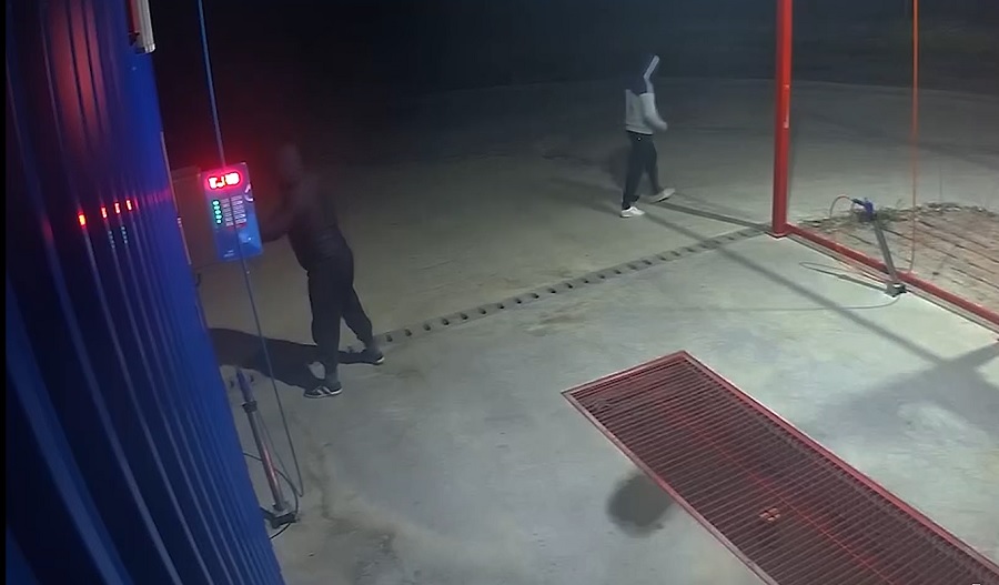 Spargeri în lanț la spălătorii auto. Autorii furturilor, trimiși în arestul IPJ Buzău