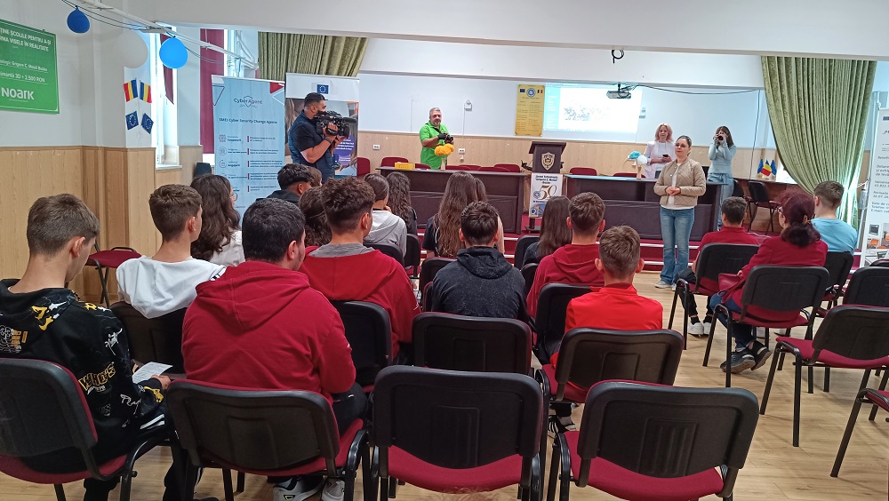 Porți deschise. Liceul „Grigore C. Moisil”, ofertă bogată pentru elevii din județ