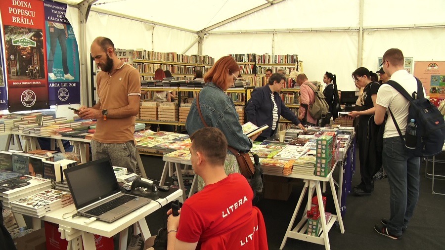 Târgul de Carte. Caravana Gaudeamus Radio România a poposit la Buzău