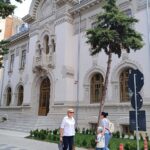 Tot la mall și de acum înainte? Biblioteca Județeană, șanse mici să revină în sediul propriu