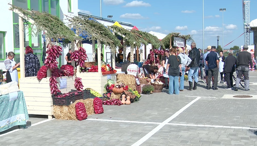 Ceapa roșie de apă are festival. Eveniment gastronomic impresionant, la Mărăcineni