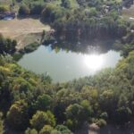 Ploile au rezolvat criza apei pe Valea Slănicului. Cel puțin până la anul, nu se mai captează apă din Lacul Meledic