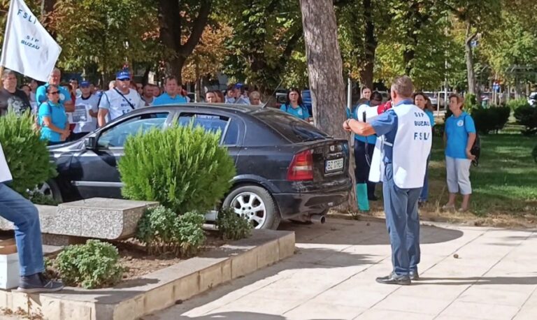 Debut de an școlar marcat de incertitudine. Cei mai afectați vor fi „boboceii” de clasa pregătitoare și proaspeții liceeni