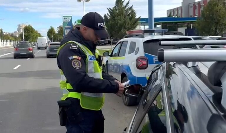 Peste 1000 de șoferi, amendați într-o săptămână. Aproape 300 de sancțiuni, acordate pentru nepurtarea centurii