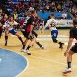 Emoții până la final. Meci decis la ultima aruncare, între HC și Vaslui