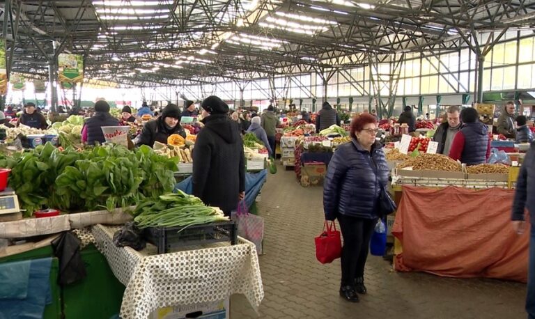 Controale în piețe și magazine. Ouăle expirate sau murdare, pericol major pentru clienți