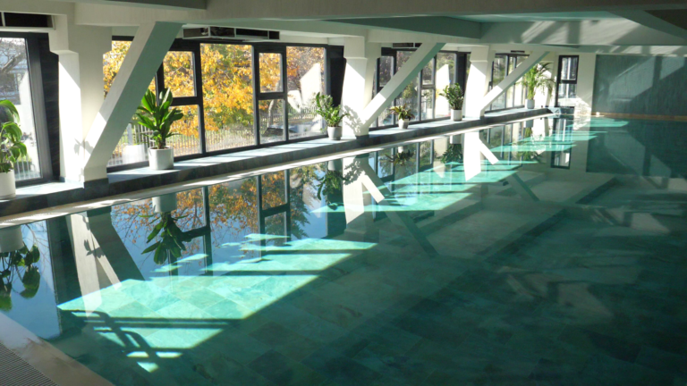 Sport și sănătate, la "The Gate of Water". Bazin ultramodern, inaugurat în weekend