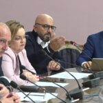 Ședință cu strigături. Acuze și invective la ședința CLM