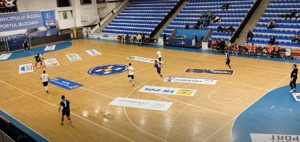 Spectacol la Sala Sporturilor. 10 goluri, în meciul dintre Luceafărul și Mausoleul