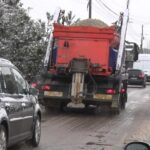 Prima zăpadă. Utilajele au ieșit pe străzi